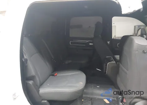 2024 Ram 2500 Big Horn 4X4 6'4 Box из США, поврежденный, VIN 3C6UR5DL3RG179465